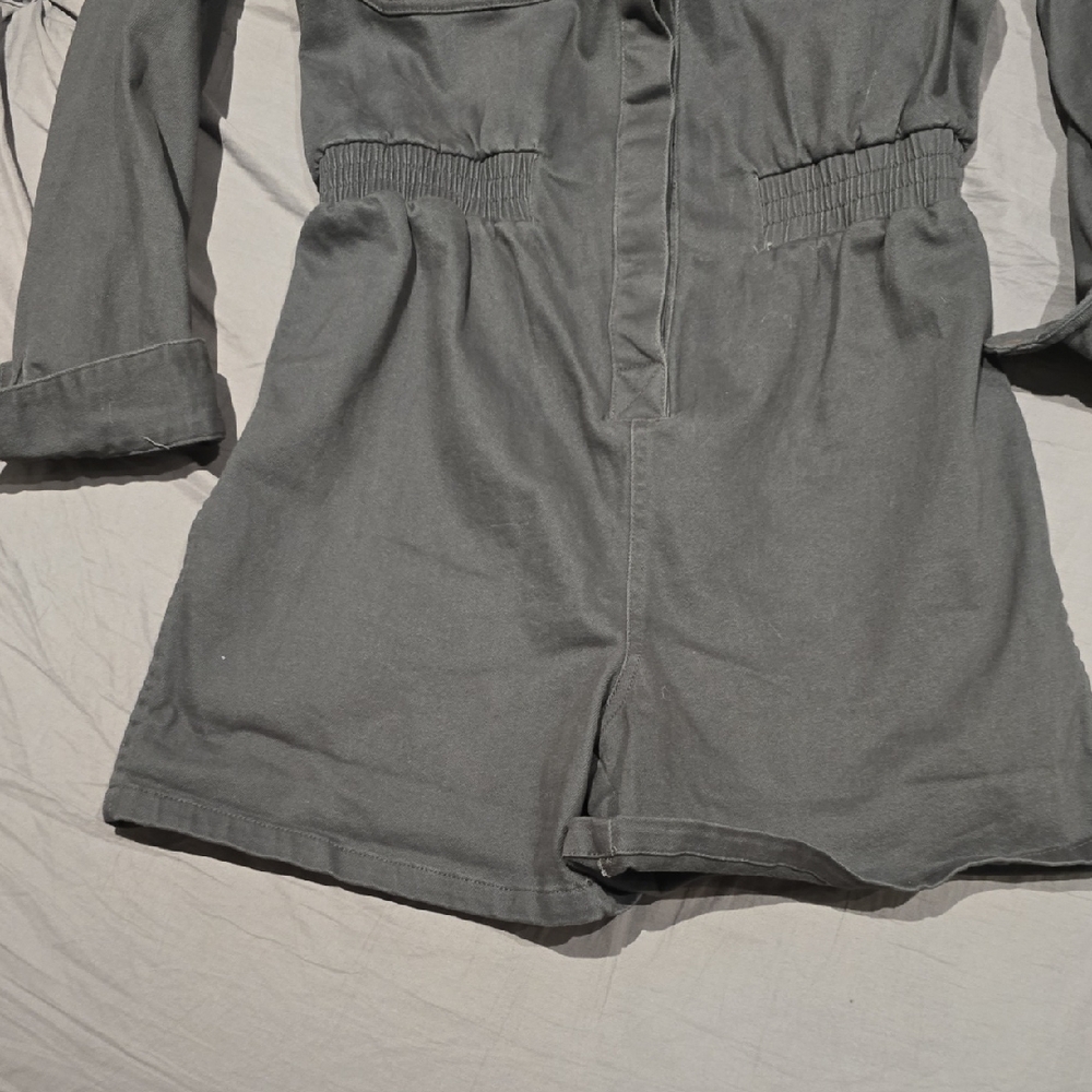 Rhythm Gray Long-Sleeve Romper - Picture 8 of 10